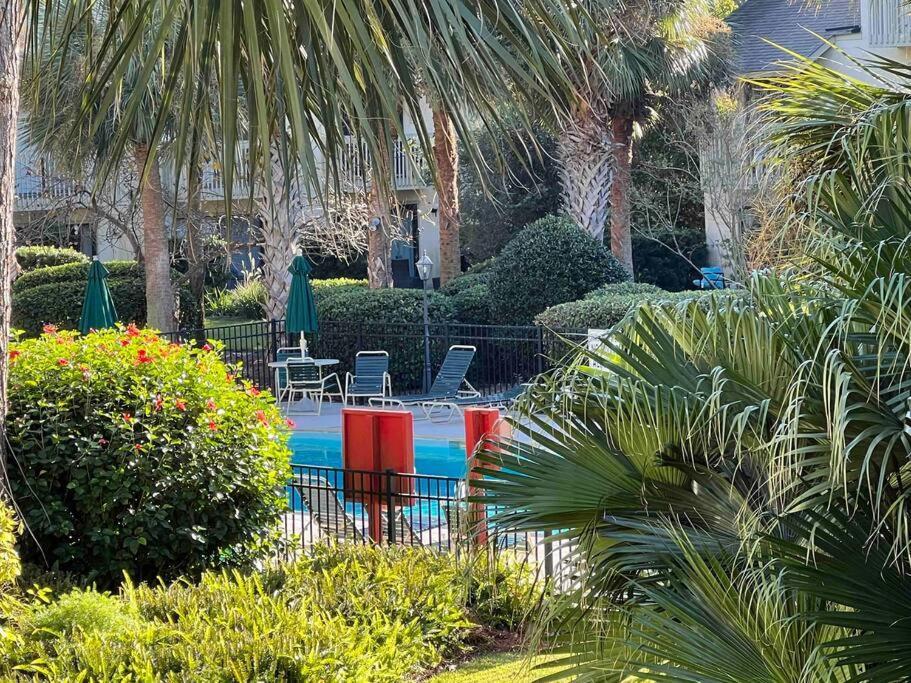 Spacious, Cozy Villa W/Parking In Coligny Villas Хилтон-Хед-Айленд Экстерьер фото